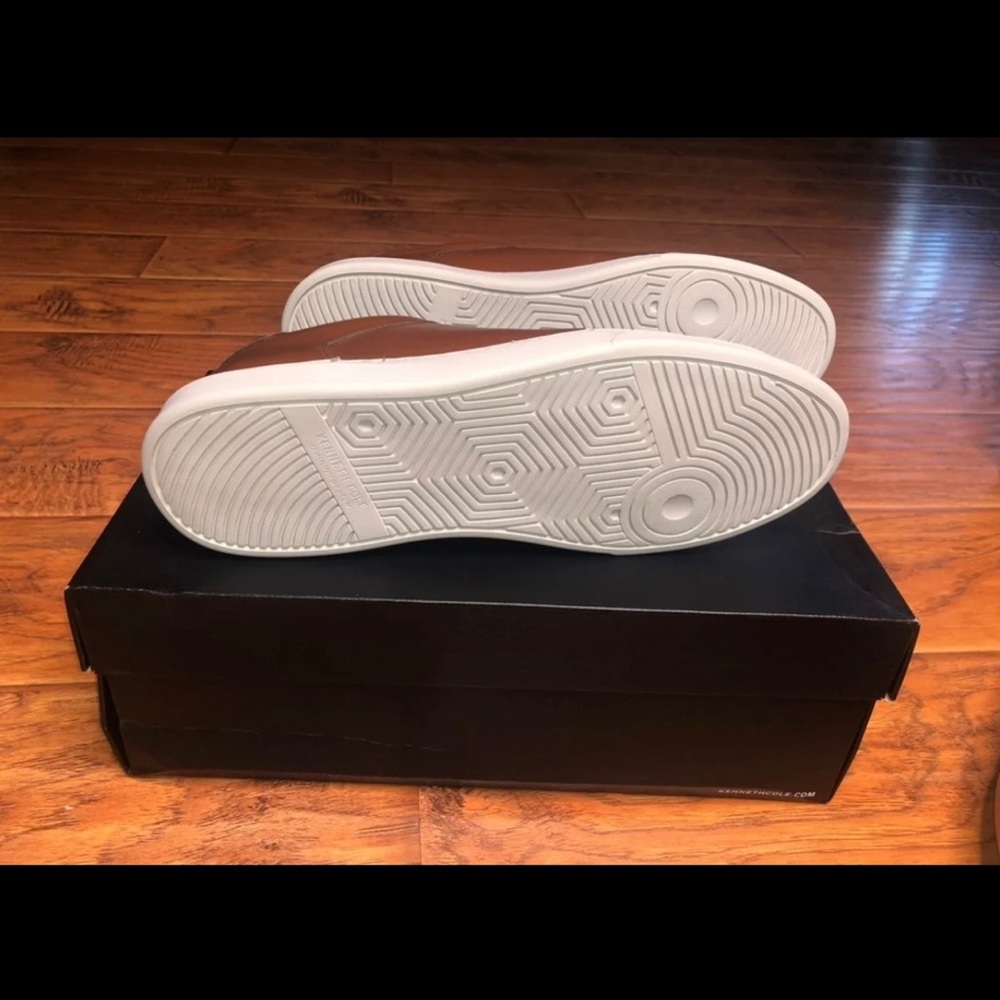 Kenneth Cole sneaker - Picture 3 of 5